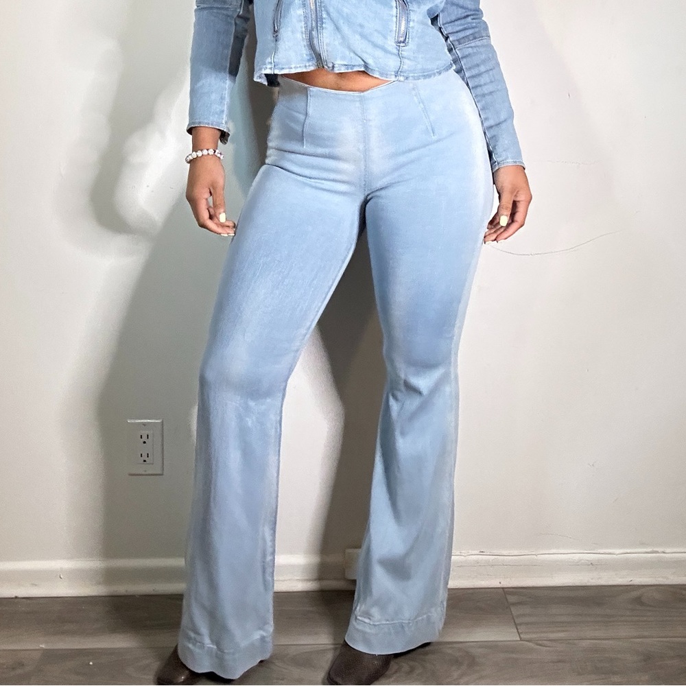 BEBE y2k lowrise bootcut pants